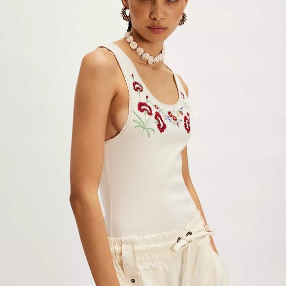 Free People We the Free Embroidered Summer Tank size S in Ivory NWT - Picture 2 of 6